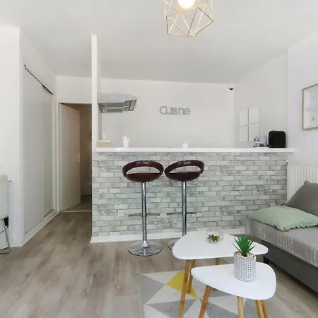 L Escapade, Wifi, Parking, Netflix, Appart 2pers * Montpellier